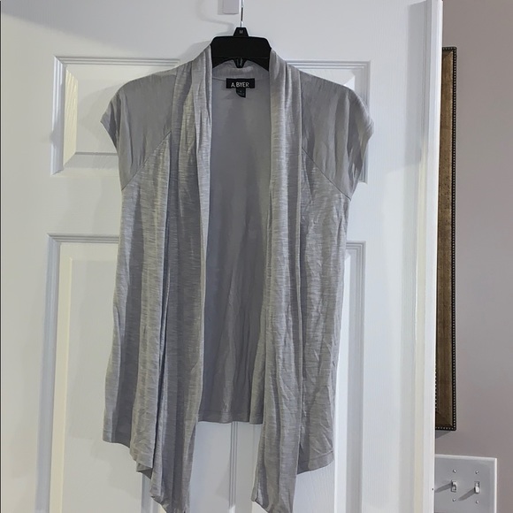 A. Byer gray shirt size small - Picture 2 of 4